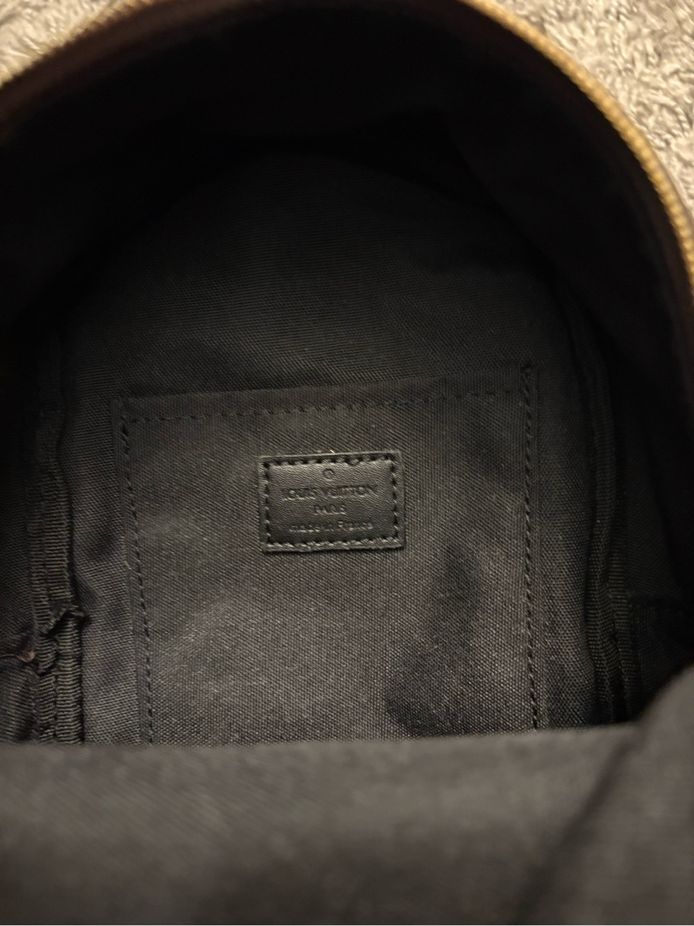 Backpack - Picture 4 of 4